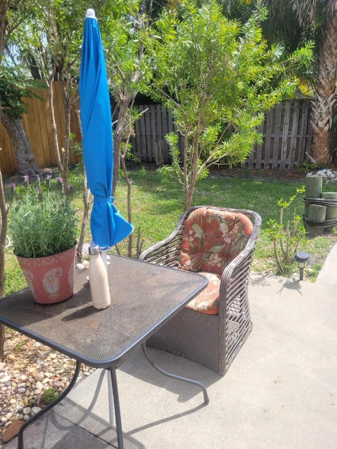 ~ Cozy In-law Close To Siesta Key ~ Apartamento